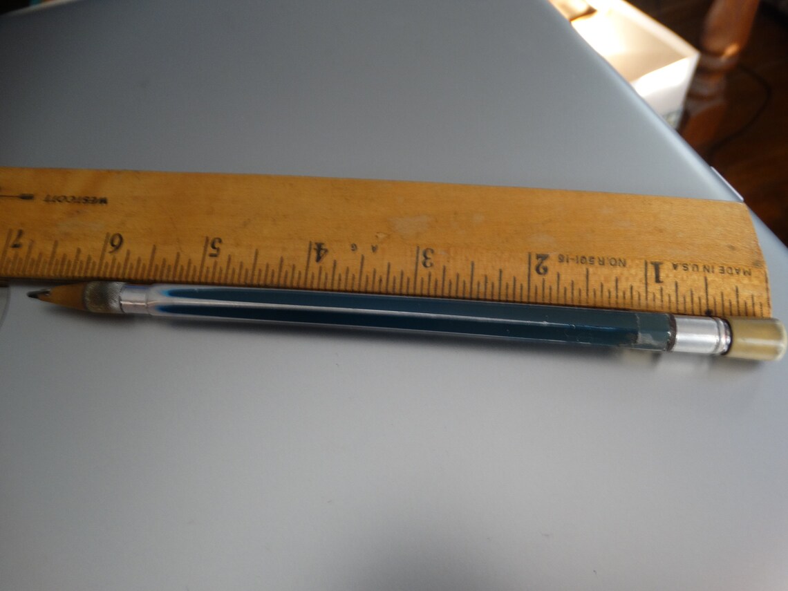 turquoise lead holder