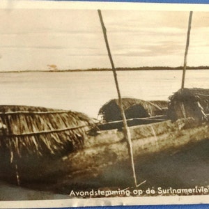 Antieke Sepia Real Photo Postcard Post Card: Suriname Paramaribo, native kano & stoomschip, Nederlands Nederland, S. Amerika