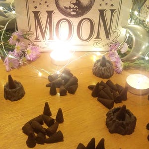 ASSORTED MOON LOVER 100 Bulk Premium 1&quot; Incense Cone Assortment Hand-dipped Fragrance Infused w Scented Natural Oils 10 ea of 10 Moon Scents