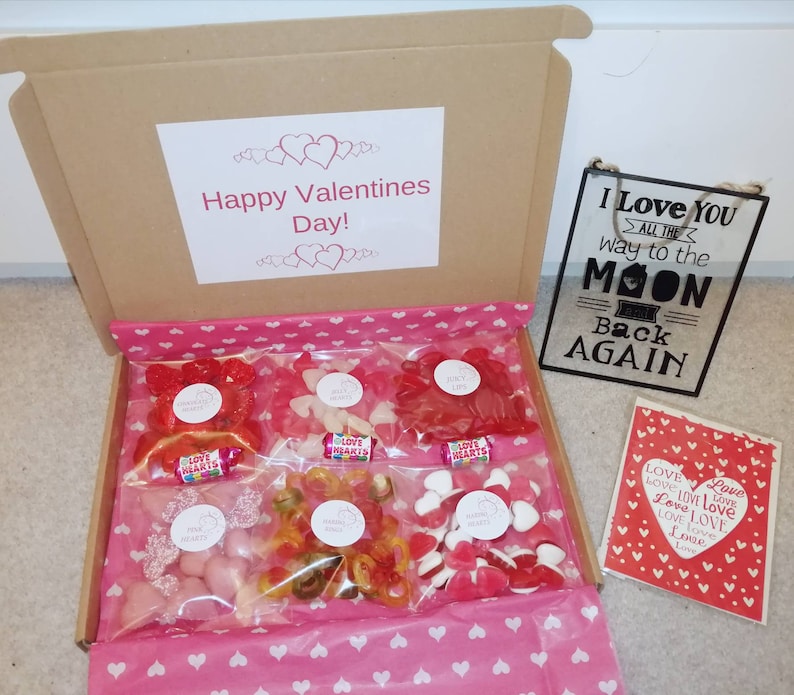 sweet present for girlfriend