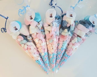 5 x Frozen themed party bags/sweet cones birthdays baby showers christenings favours