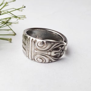 Spoon Ring, Size 9.5, Silverware Jewelry, Vintage Spoon Ring, Boho Ring, Silver Spoon Ring, Floral Ring, Gifts for Her