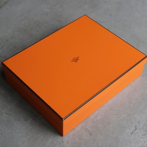 1 Hermès box