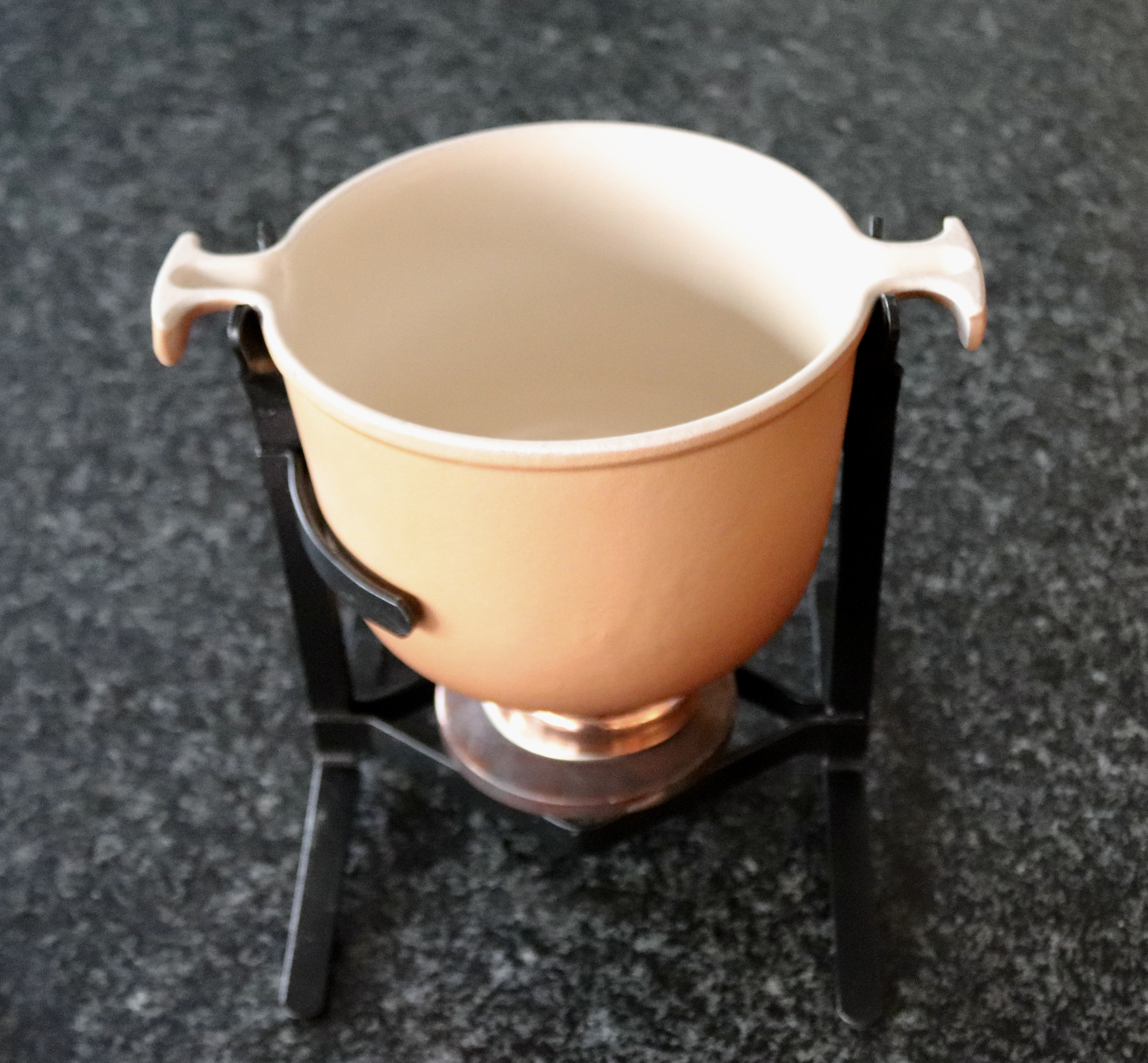 【値下げ中】LE CREUSET エンツォ マリ ル・クルーゼ　ママシリーズ 値下げ中】LE CREUSET エンツォ マリ ル・クルーゼ ママシリーズ