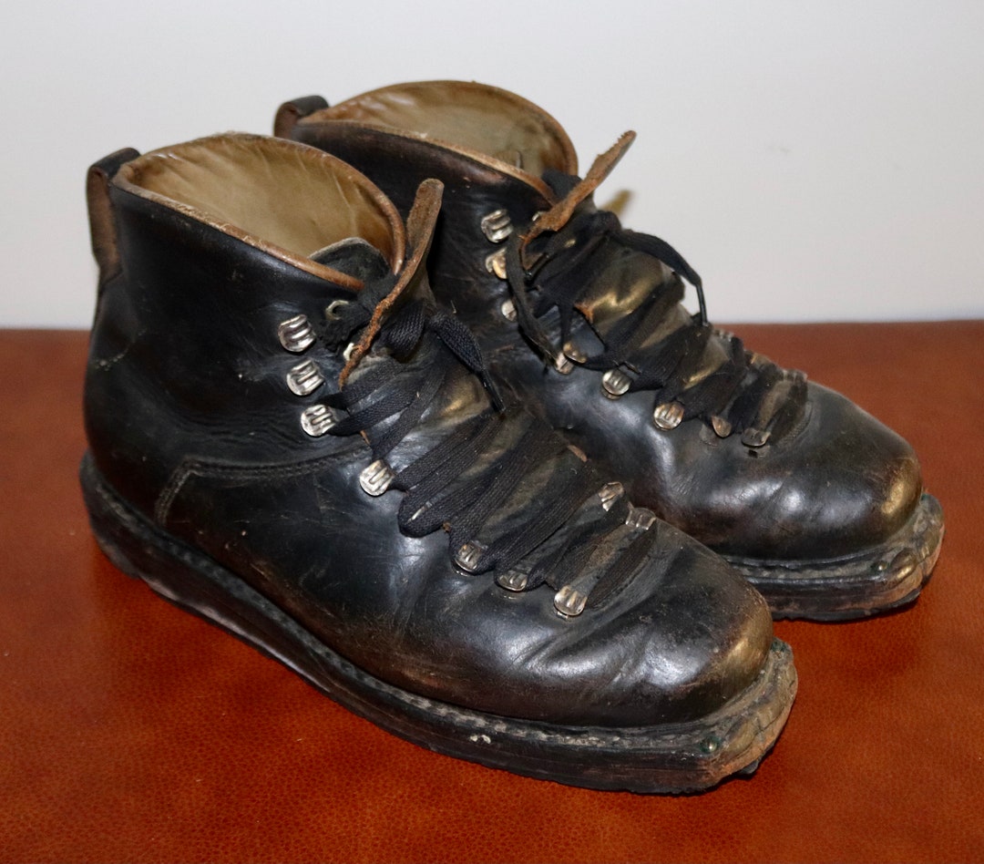 Vintage Ski Boots Leather 40th - Etsy