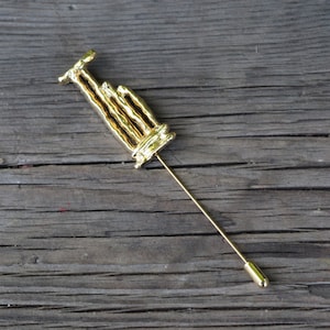 Vintage brooch Un Jour Ailleurs Paris signed pin