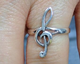 Treble Clef Musical Note Ring