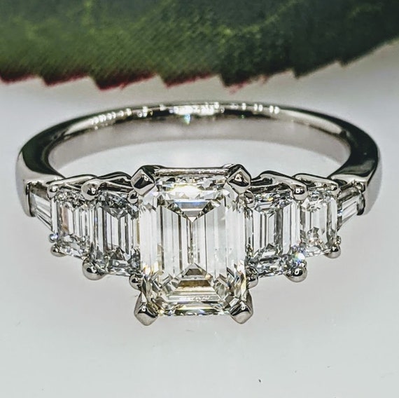 Alliance diamant taille emeraude new arrivals