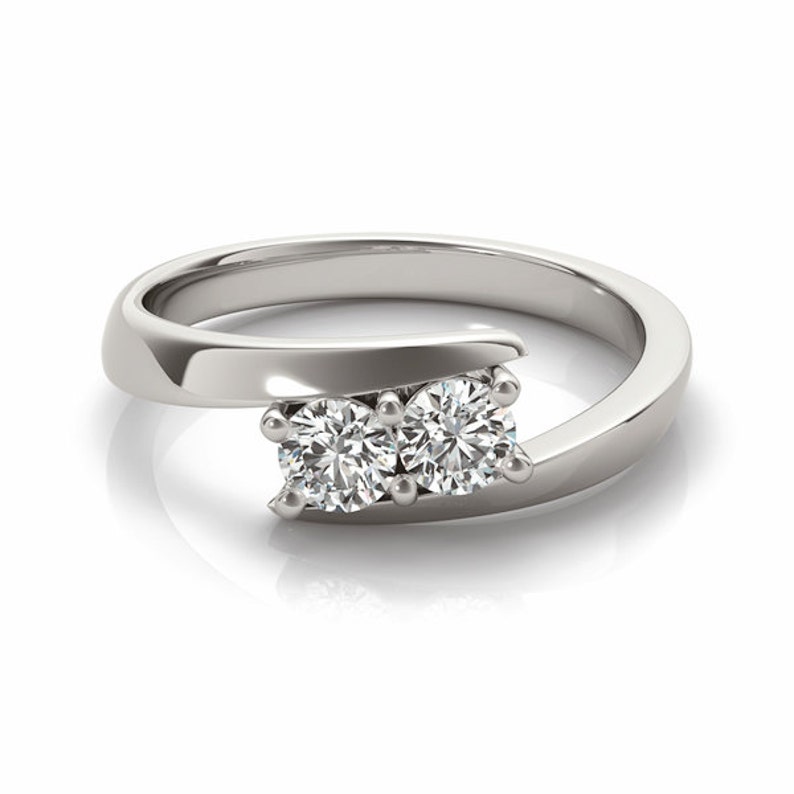 Duo Swirl Round Diamond Friendship /& Love Ring