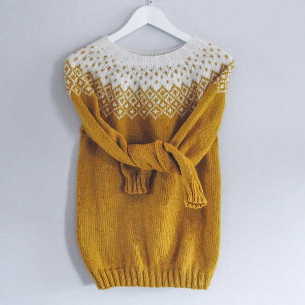 Customized made to order wool sweater for women, hand knitted from Faroese wool in Viking Gold and white, Faroese sweater, gift for her