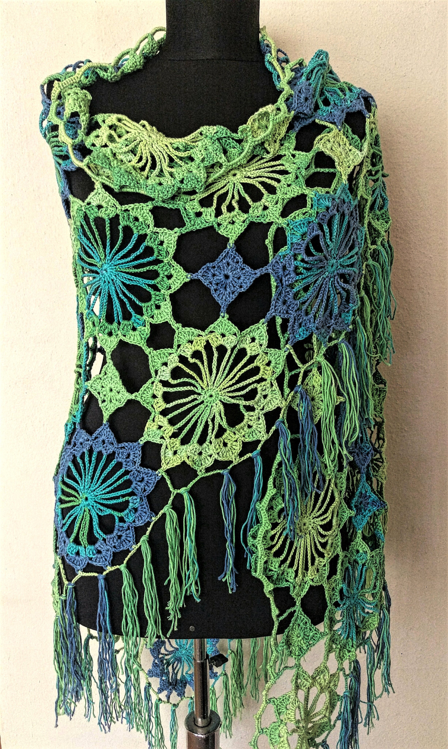 Crochet Triangular Shawl, Green Crochet Wrap, Multicolor Crochet Boho Shawl, Crochet Summer Shawl, Evening Fringed Wrap, Mother's Day Gift