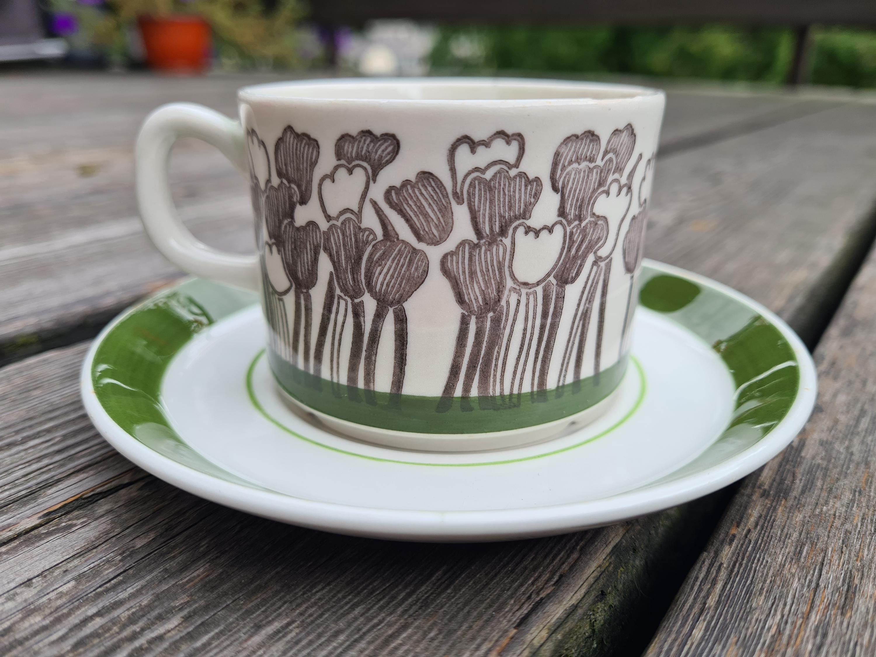 Gefle/Upsala Ekeby＊Tulip＊Pottery art・* Gefle/Upsala Ekeby＊Tulip＊Pottery art・*