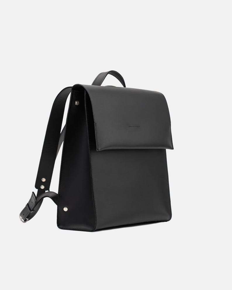 Leather Backpack, Minimalist Business Casual, Padded 14-inch Compartment, German Fidlock Closure image 3