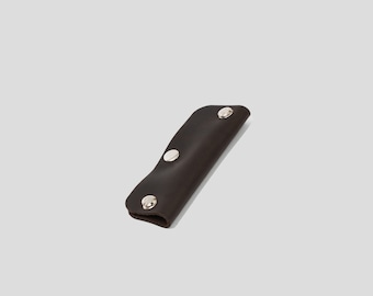 Leather key holder - The Minimalist | Handmade from premium top-grain leather