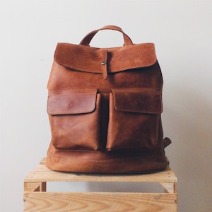 Handcrafted LEATHER BACKPACK in cognac brown Color with LINING  / Citi Rucksack - with two front pockets