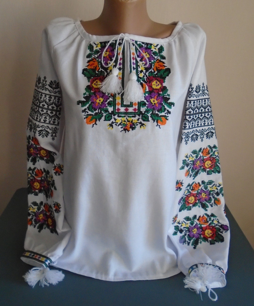 Ukrainian Embroidered Women's Blouse, Size S M, Ukraine, Vyshyvanka Etsy