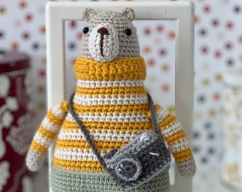 Crochet Bear The Photographer / Stuffed Bear / Baby Shower / Birthday / Handmade Plushie / Gift for Kids / Soft / Cute / Relax
