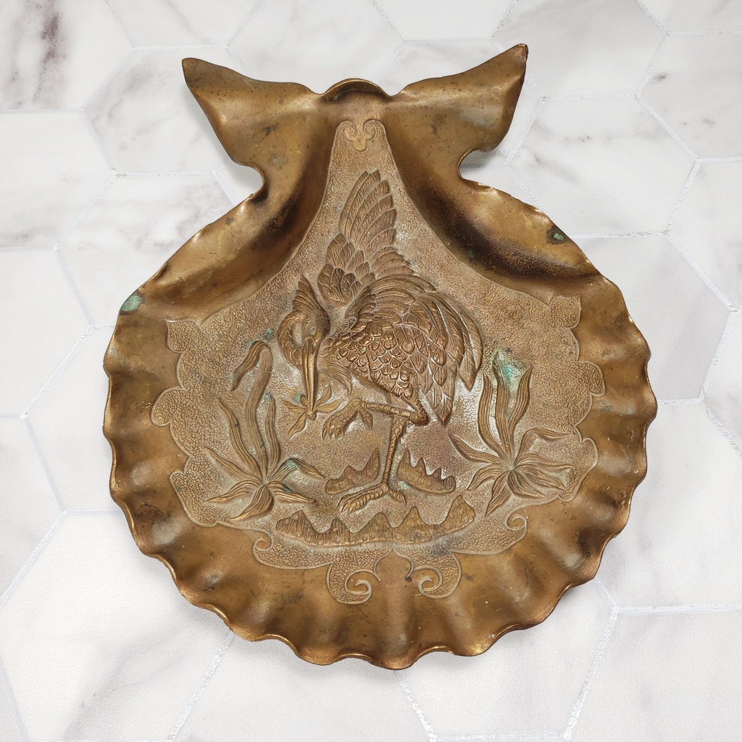 Vintage Star Brass MFG Co Boston Seashell Ashtray 12x9 , Crane Stork