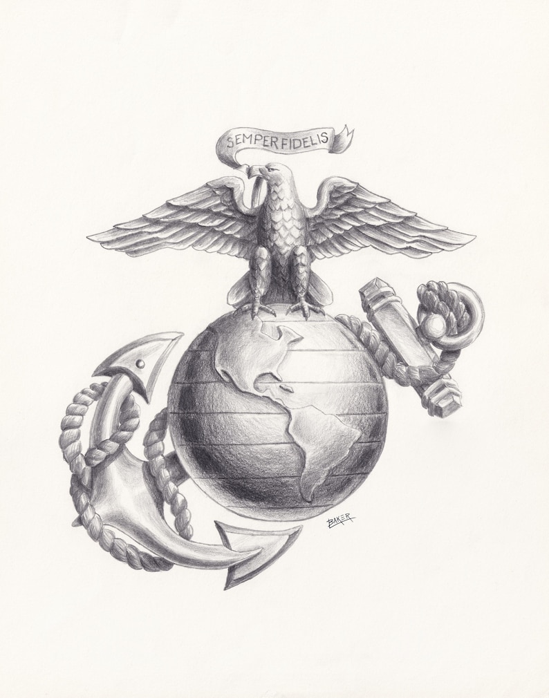 K&ouml;nnte beinhalten: Eine Bleistiftzeichnung des Emblems des United States Marine Corps mit einem Adler auf einem Globus, der &uuml;ber einem Anker mit Seil liegt. Ein Banner &uuml;ber dem Adler zeigt den Text Semper Fidelis.