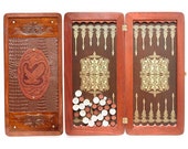 Exklusive BACKGAMMON-SET "Golden EAGLE". Handgemachte geschnitzte hölzerne Nardi Backgammon-Brett / Brett-und Tischspiele