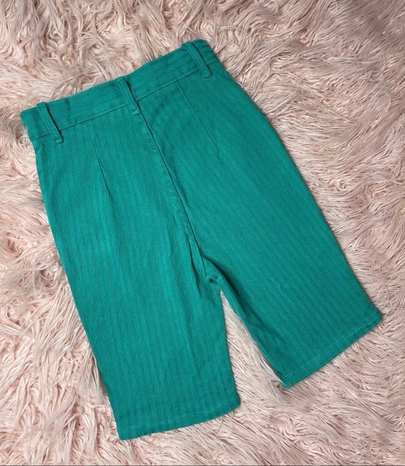 25-26” Green Striped Long Shorts - image 3