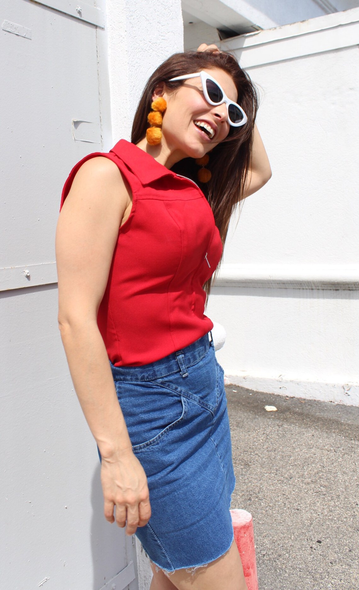 Blusa con cremallera delantera con cuello rojo de los años 90