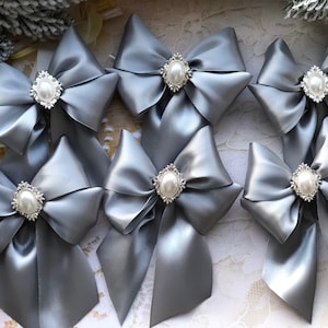 Grey silver Christmas bows set / Christmas grey bows for tree / Christmas decor bows for ornaments/ Christmas decorative bows with brooches
