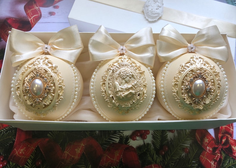 Ivory Christmas Ornaments Vintage Christmas Xmas Tree Etsy