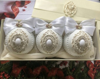 White Christmas ornaments 3 pcs set Xmas tree decorations Christmas tree balls in vintage style Xmas decor Christmas gift handmade