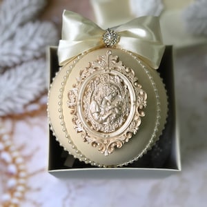 Ivory Christmas ornaments 3,9in Christmas balls handmade Christmas tree balls in vintage style Xmas tree decor Christmas gift