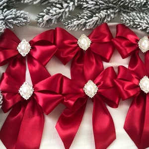 Red Christmas tree bows / Christmas tree red decor / Christmas bows for ornaments/ Christmas decorative bows with brooches