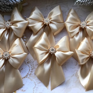 Gold Christmas bows set / Christmas decor light gold bows for tree / Christmas bows for ornaments/ Christmas decorative bows with brooches