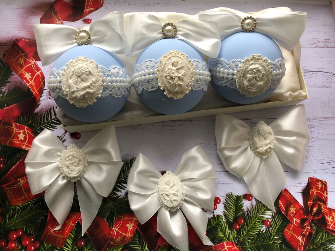 Light Blue Christmas Tree Set 3 Ornaments 3 Bows Xmas Tree Decorations
