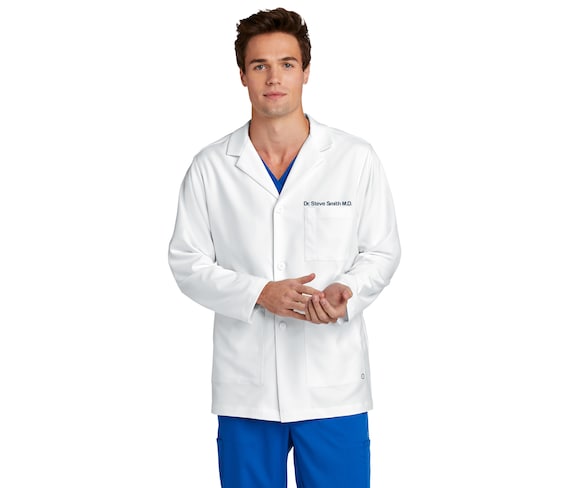 Blouse de laboratoire de consultation personnalisee pour hommes avec texte ou nom brode personnalise medecin infirmiere veterinaire hopital veste vetements medicaux Etsy Canada