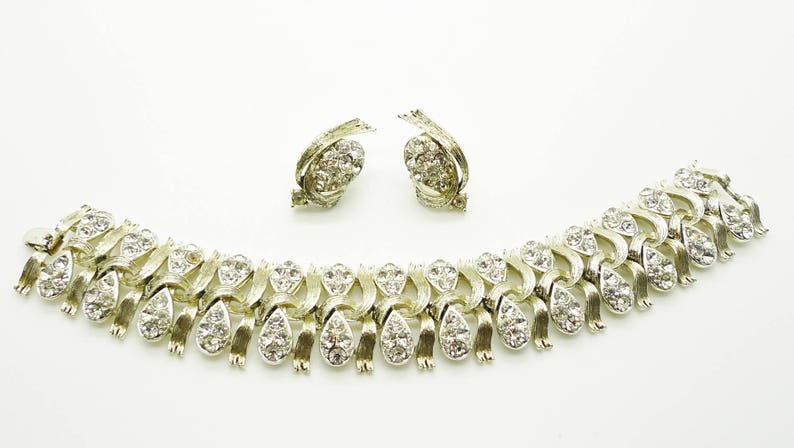Lisner 1950s Large Crystal Bracelet and Screw Earrings Signed Authentic Jewellery Set