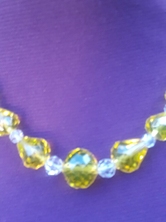 Retro yellow crystal bead necklace - image 4