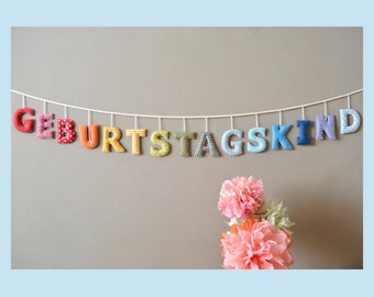 Geburtstags-Girlande "Geburtstagskind", aus Stoffbuchstaben, Regenbogen, Wanddeko