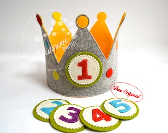 Birthday crown with 5 replaceable buttons, pure wool felt, grey/yellow