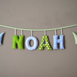 Name garland with fabric letters + 2 crowns
