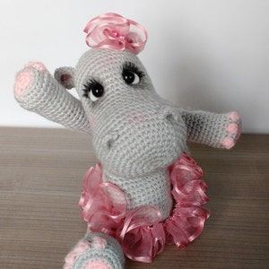 Elfin Thread- Happiness the Hippo Amigurumi PDF Pattern ( crochet hippo tutorial)
