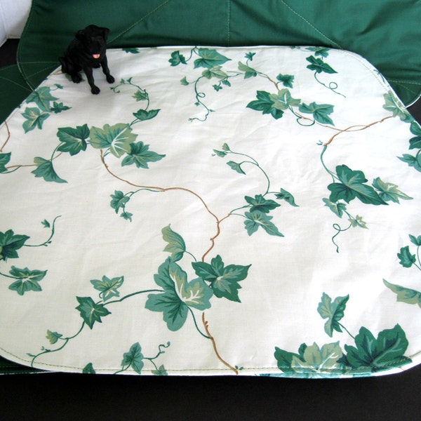 Ivy print quilted and lined placemats: set of 4; table linens, large place mats, round table mats