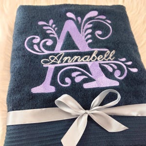 Handtuch Monogramm, Handtuch mit Namen, Handtuch bestickt, Handtuch Initiale, Geschenk Geburtstag, Handtuch personalisiert, Handtuch,