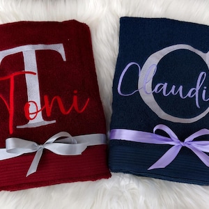 personalized towel, towel gift set, wedding gift, towel with name, gift for mum, gift for birthday, gift grandma, present birthday with name