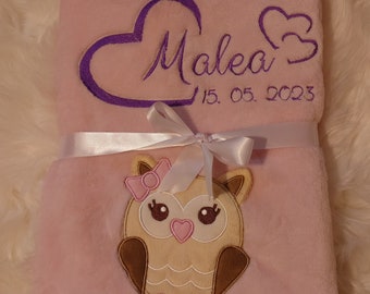 Manta de bebé bordada con nombre y corazones, regalo bebé amor bautismo nacimiento, regalo de bebé, regalo de bautismo, manta de peluche, manta de peluche corazón niño