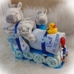 Torta di pannolini per neonati, trenino di pannolini, peluche personalizzato per neonato ricamato con nome, regalo, sonaglio in stoffa, catenella per ciuccio neonato.