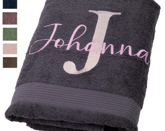 Handtuch Monogramm mit Namen bestickt Geschenk Geburtstag Händehandtuch mit Bestickung Buchstaben groß personalisiertes Badetuch Waschlappen