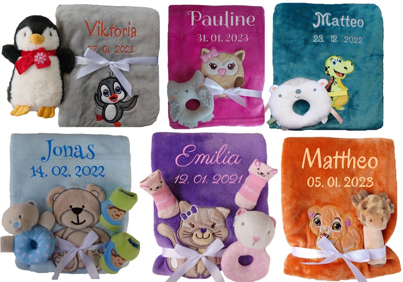 Babydecke mit Namen bestickt Zugabe Rassel Greifling Socken Geschenk Baby Taufe Geburt Mädchen Junge personalisiert Babygeschenk blanket Bild 1