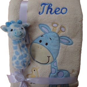 Set babydekentjes geborduurd met naam speelgoed babyrammelaar teddy cadeau doop geboorte eerste uitrusting babyspeelgoed grijpspeelgoed babyfeestje beige Giraffe blau