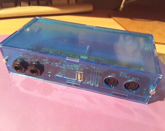 DIY enclosure case for AXOLOTI CORE board.Synth Midi.Carcasa Gehäusebox enceinte