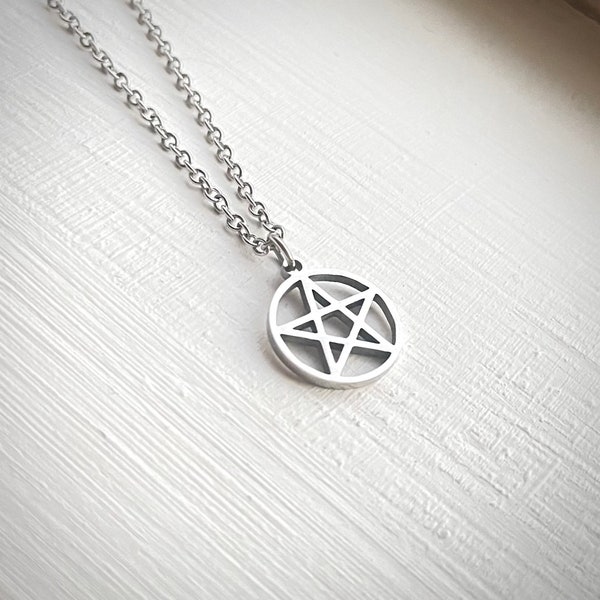 Stainless Steel Pentacle Necklace - Upright Pentagram Pentacle Charm on Stainless Steel Chain Necklace - Pentagram Star Wiccan Spiritual